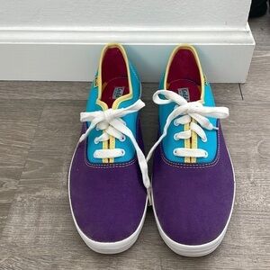 Multicolor Shoe, Size 9